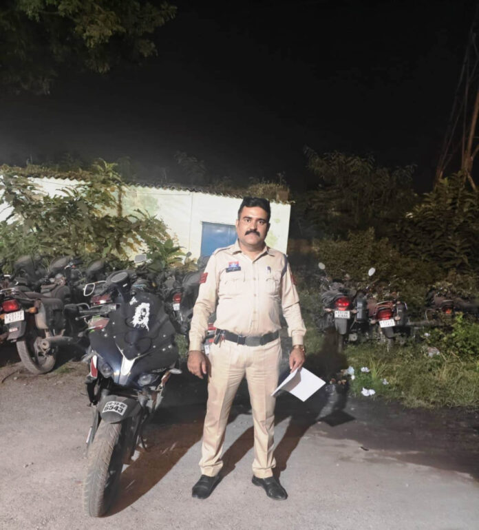 WhatsApp Image 2025-10-18 at 7.00.50 PM