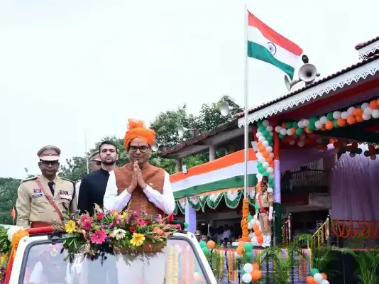 जिले में हर्षोल्लास के साथ मनाया गया स्वतंत्रता दिवस, वित्त मंत्री ओ.पी.चौधरी ने जिला मुख्यालय में किया ध्वजारोहण